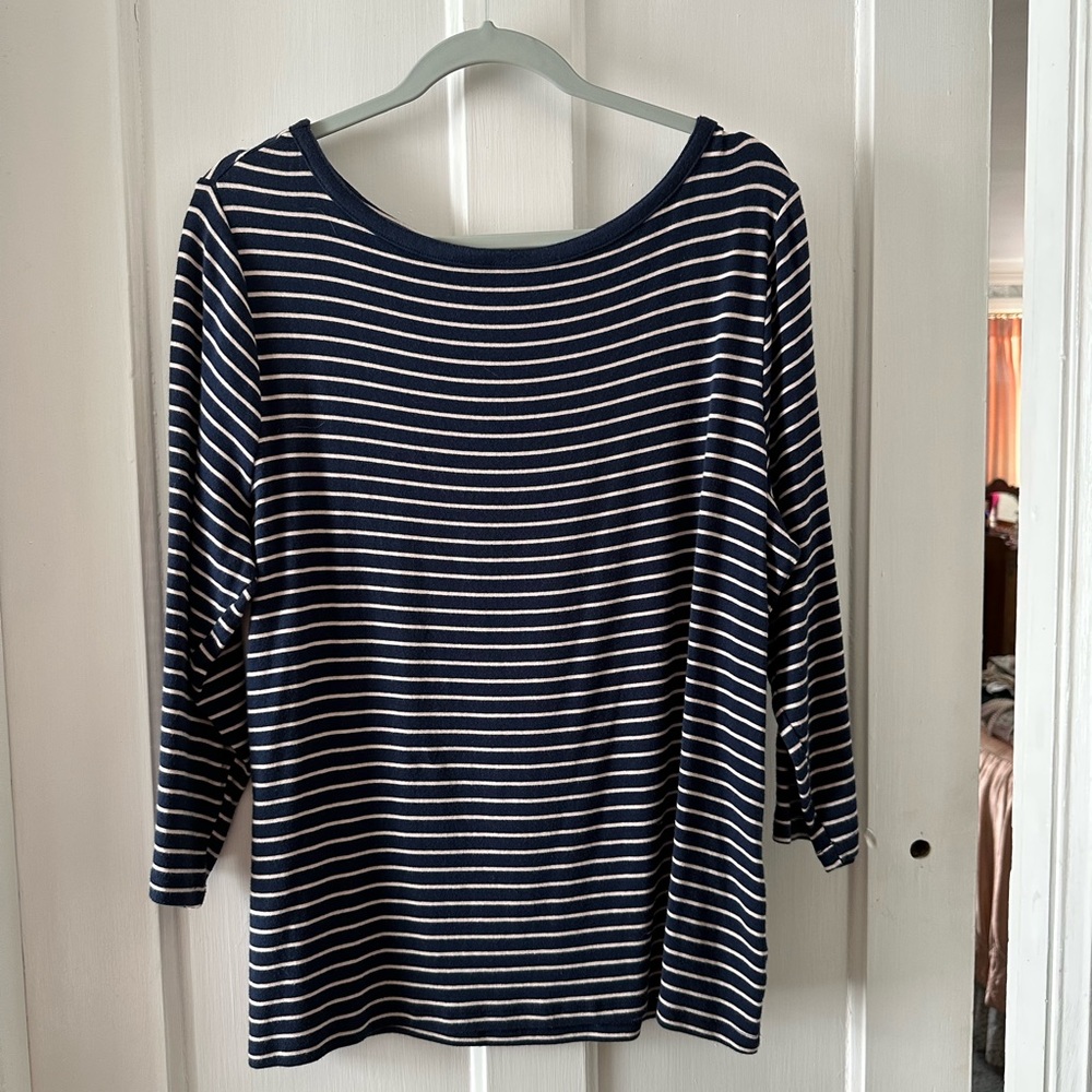 Time and Tru Long Sleeve. Dark Navy Blue and White Stripe. XL. Good condition!